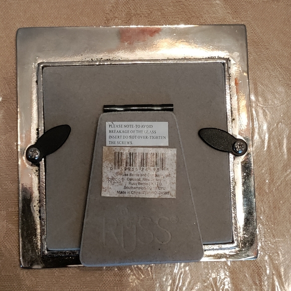 Heart shaped photo frame fits 3" x 3" - Picture 2 of 5